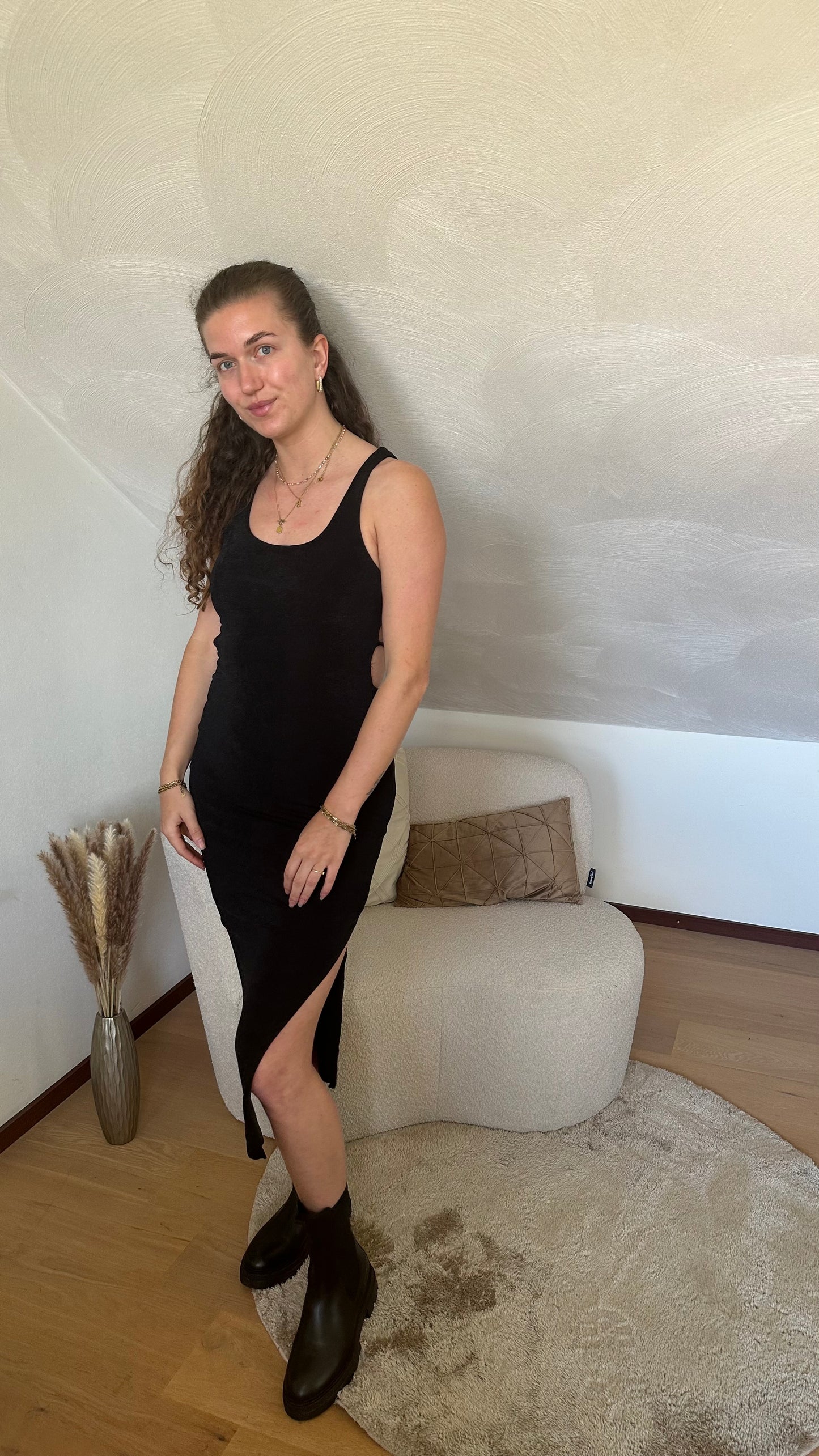 Becca dress black