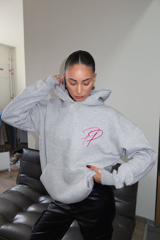 Kapuzenpullover mit Priority-Signatur